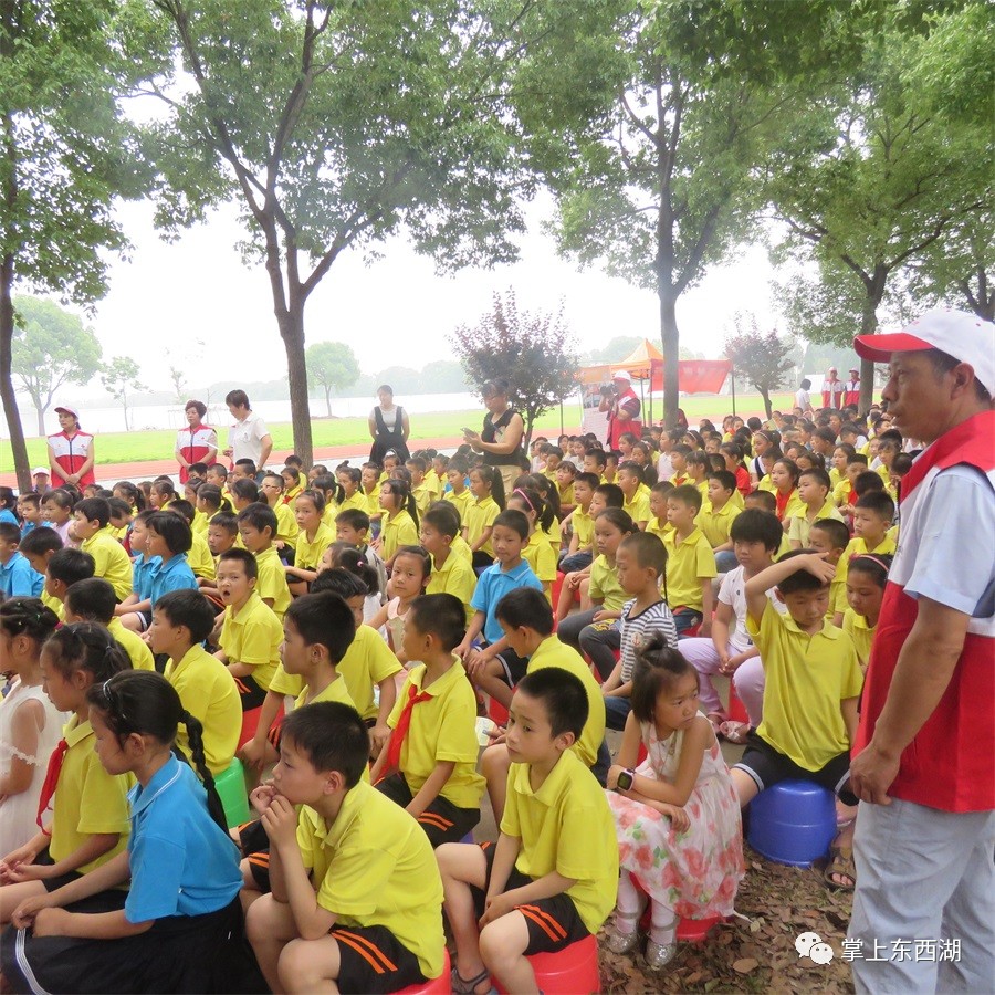 http://mmbiz.qpic.cn/mmbiz_jpg/RbK2b2DxP1KAax6GnD6RDJ2F2mdhNaA1UsBKiaBpqYV8ejHg07ElKGzv707aqf4xup9bz4fYK9sJI6TDLSYibuVw/0?wx_fmt=jpeg